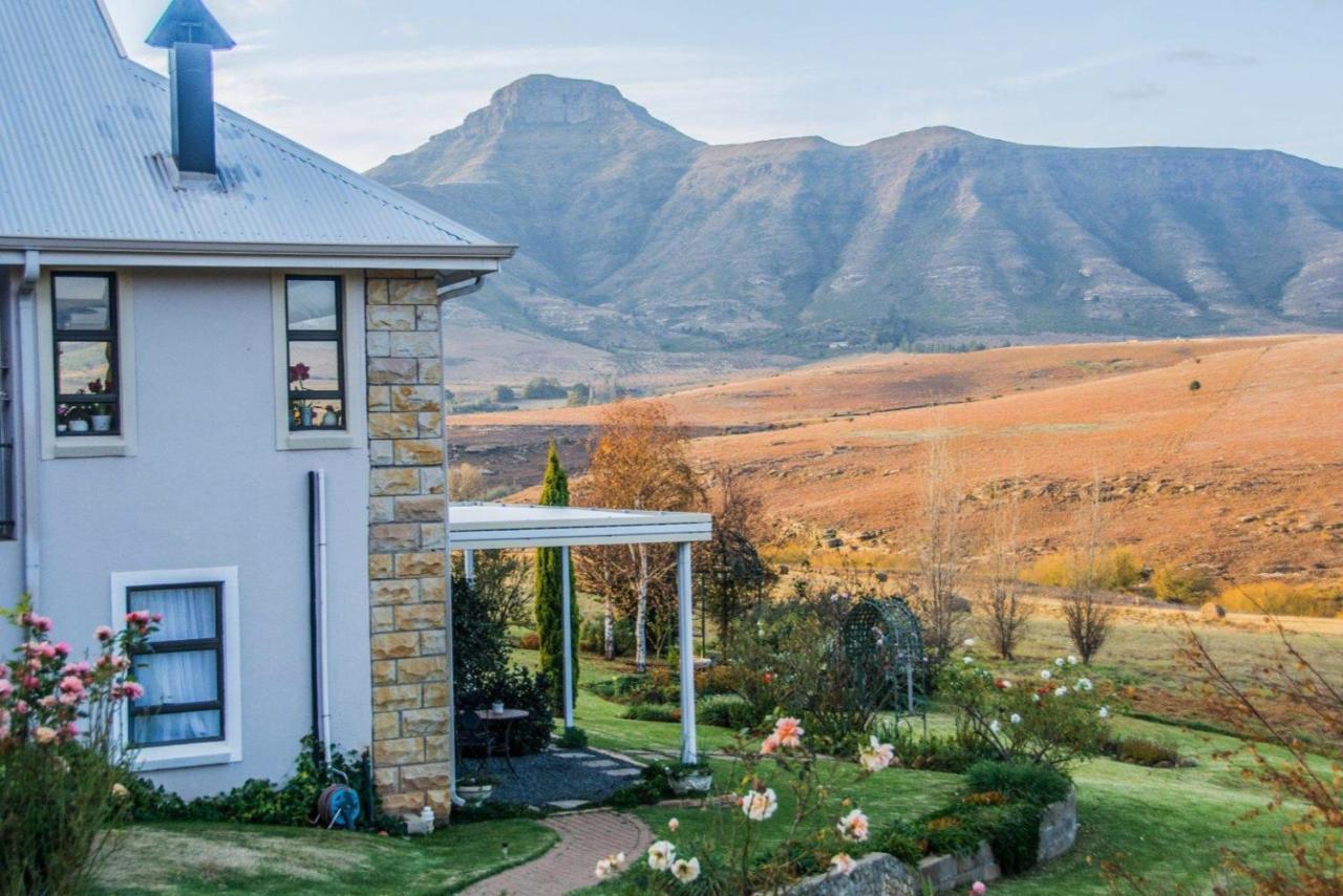 Jovali Clarens Hotel Luaran gambar