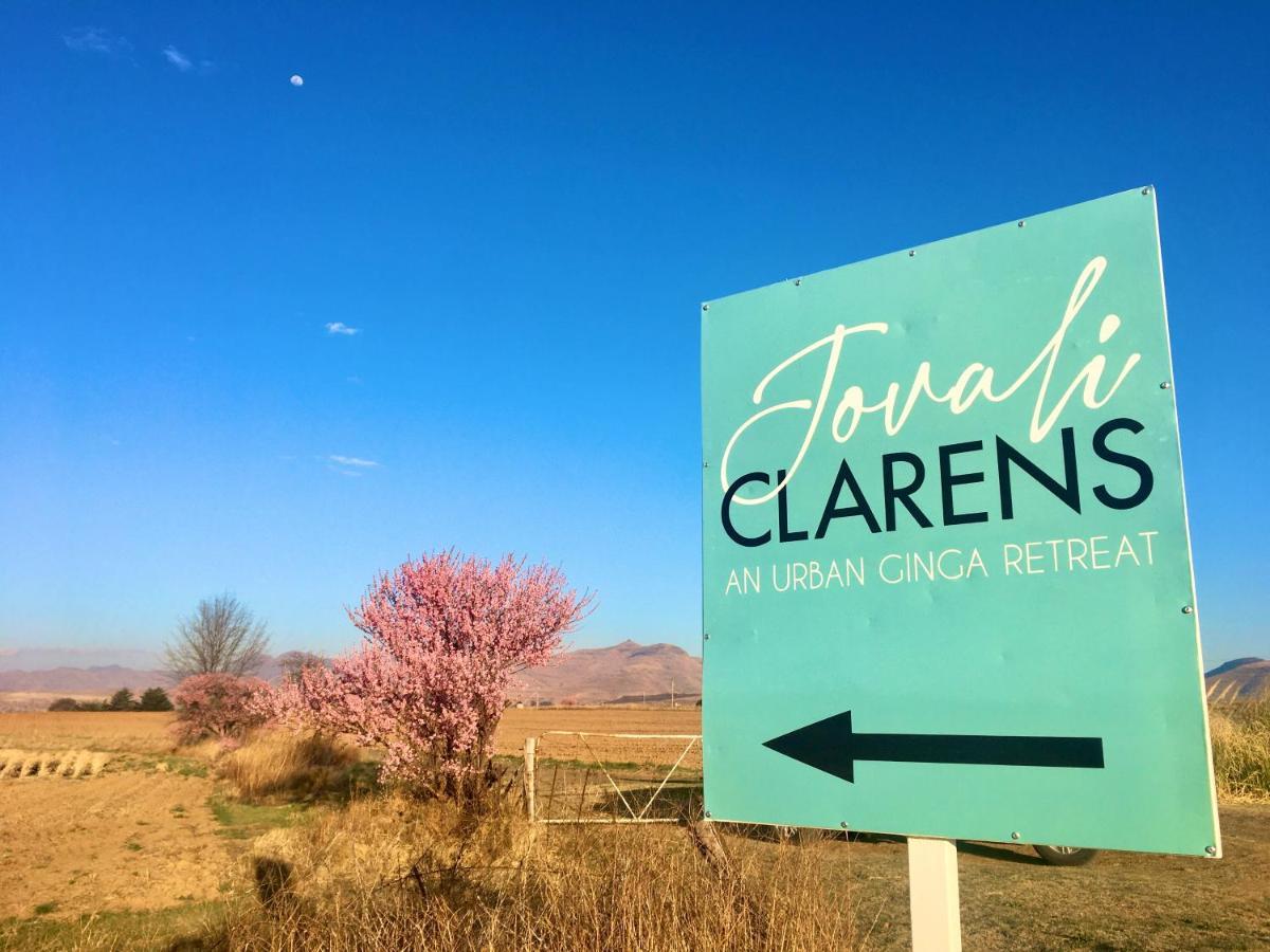 Jovali Clarens Hotel Luaran gambar